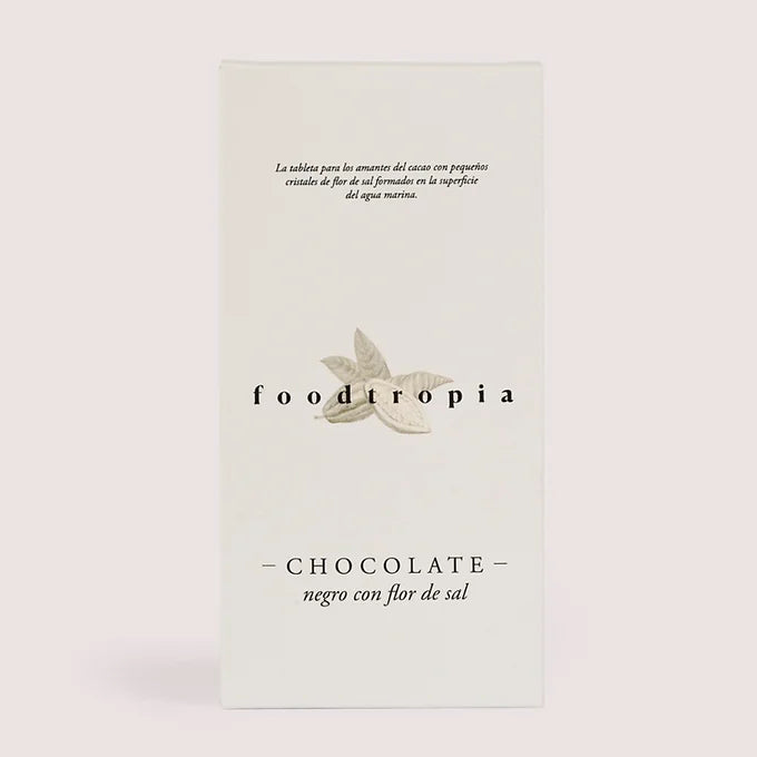 Tableta de chocolate negro con flor de sal