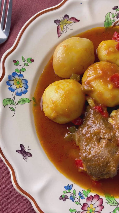 Carrilleras en salsa con patatas
