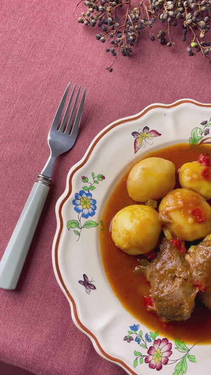 Carrilleras en salsa con patatas